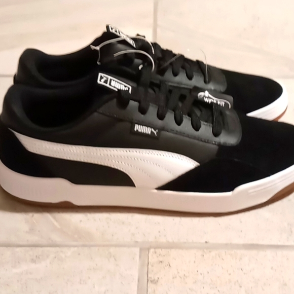 Puma - Picture 2 of 4